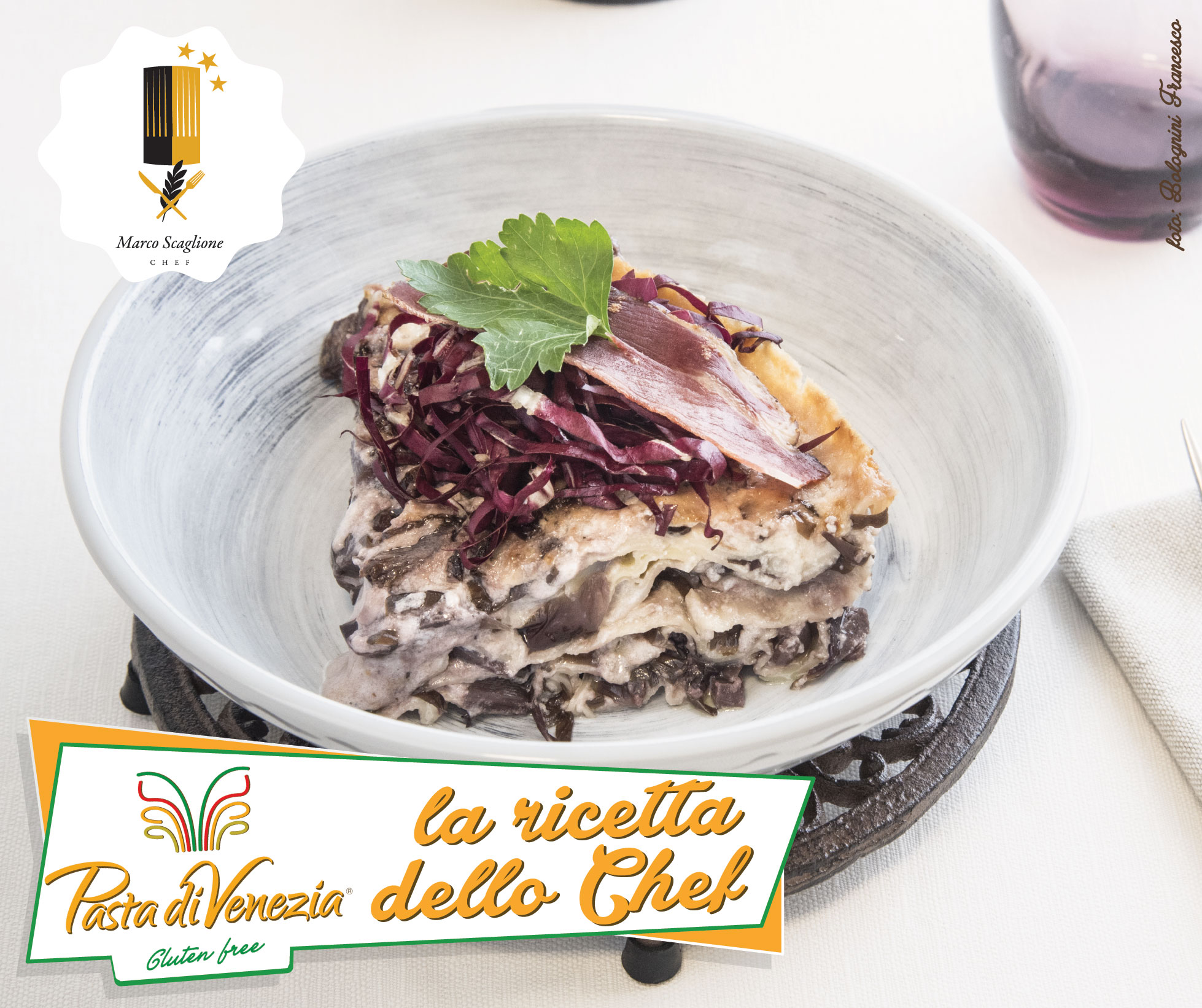 Lasagna senza glutine al radicchio, fontina con speck croccante