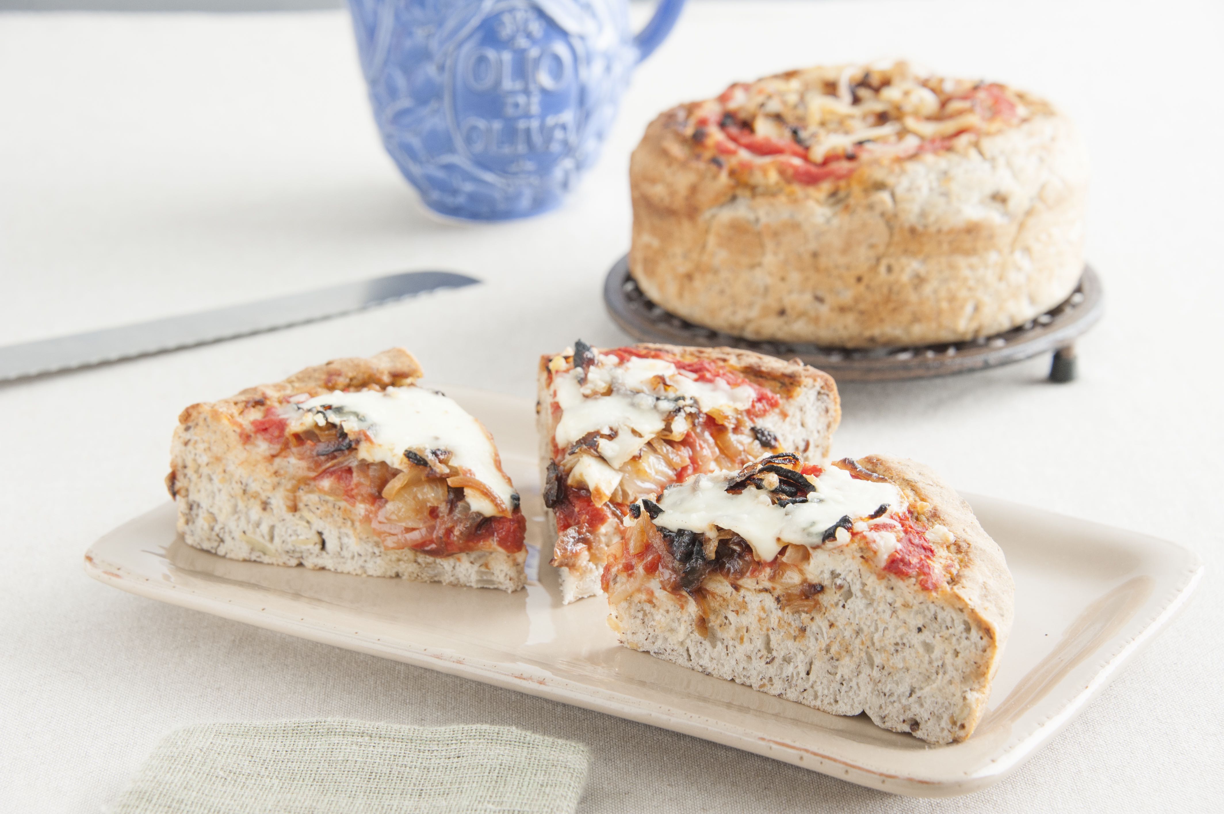 Focaccia Rustica gluten-free with tomato, stewed onion and mozzarella 