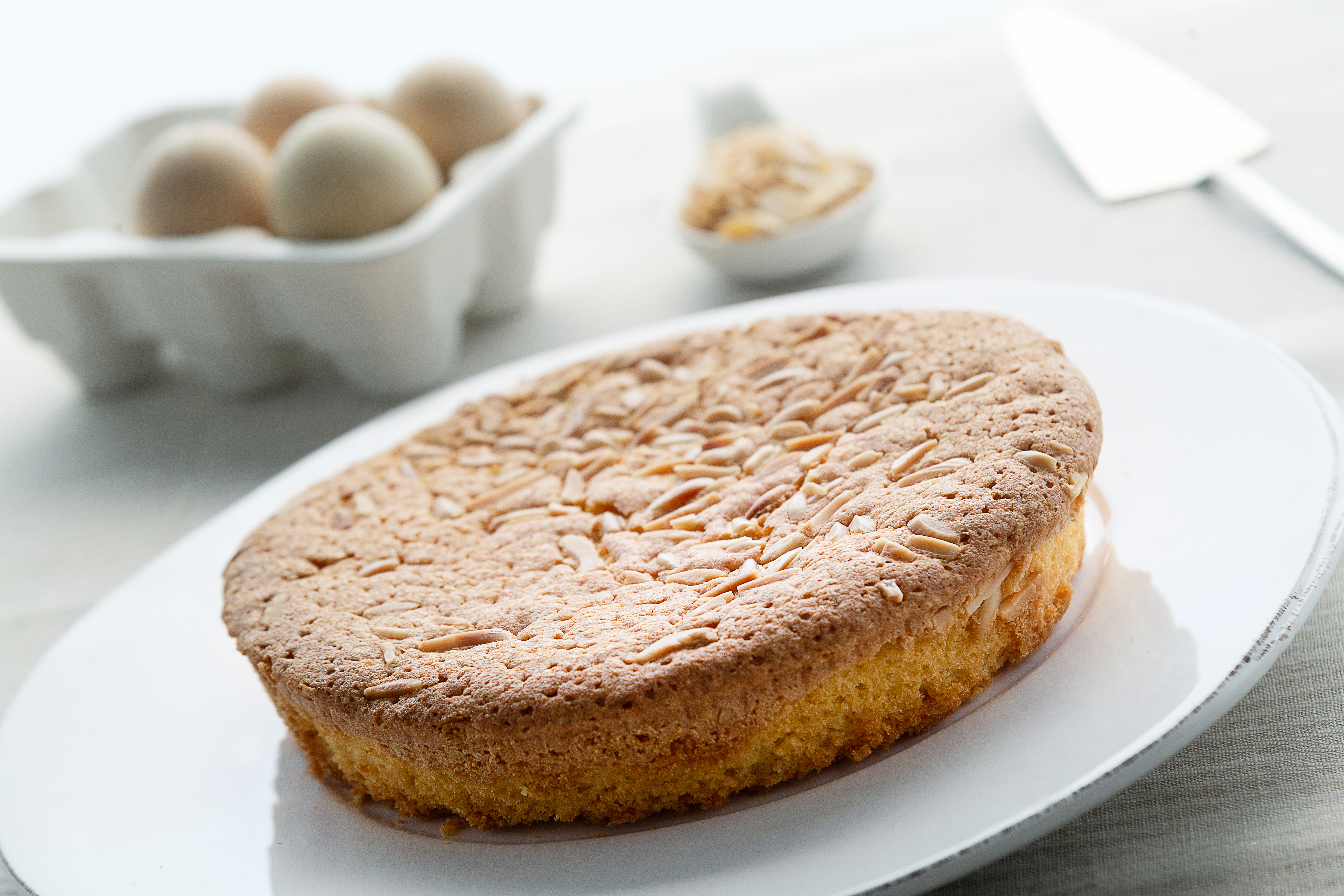 Bizcocho de almendras suaves sin gluten.