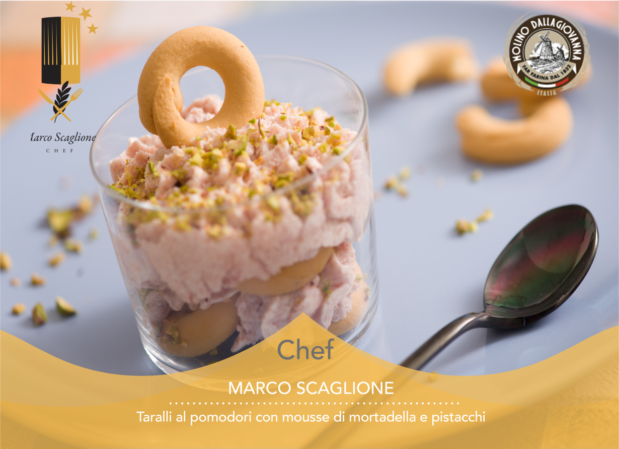 Taralli senza glutine al pomodoro con mousse di mortadella 