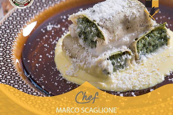 Cannelloni di grano saraceno con bietole, funghi e ricotta  su besciamella allo zafferano