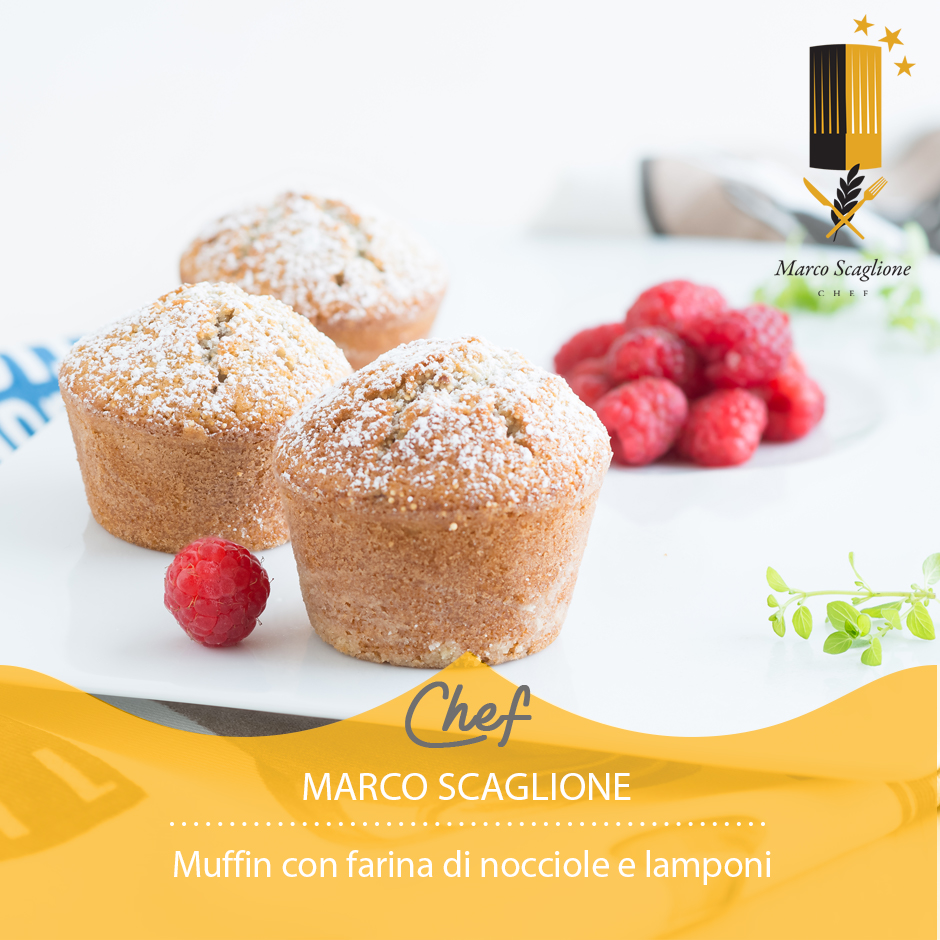 Muffin con farina di nocciole e lamponi