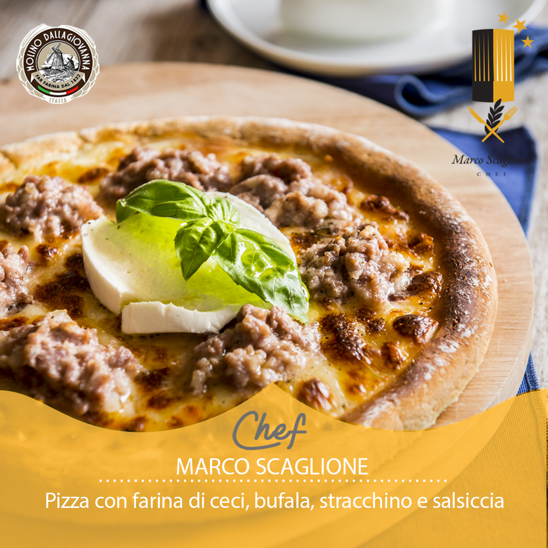 Pizza con harina de garbanzo, búfala, stracchino y salchicha